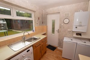 Kitchen- click for photo gallery